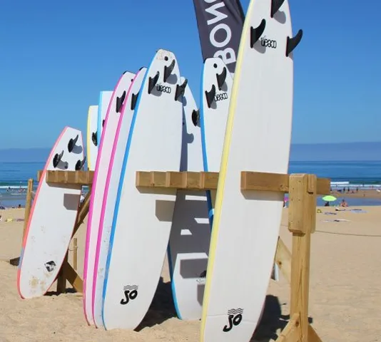 Prendre des cours de surf